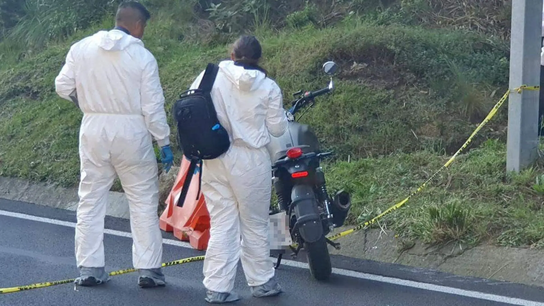 Moto muerto en la Mex-Toluca (1)